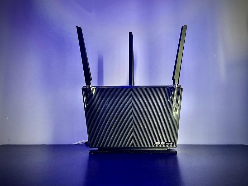 The most powerful routers currently, we recommend you to buy them 3