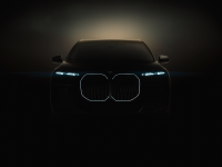 BMW teases its upcoming i7 electric car
