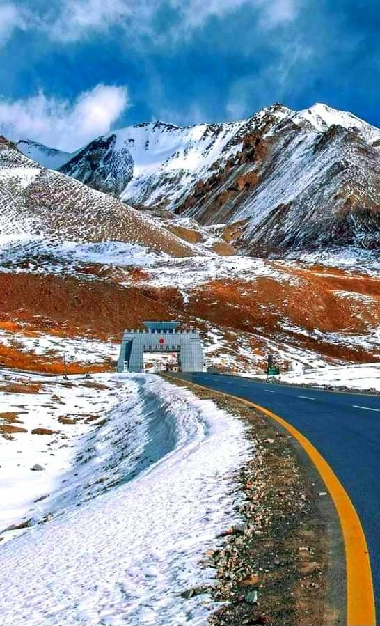 Khunjerab Pass One Of The Highest Mountain Pass, Pak China Border, Gilgit-Baltistan, Pakistan