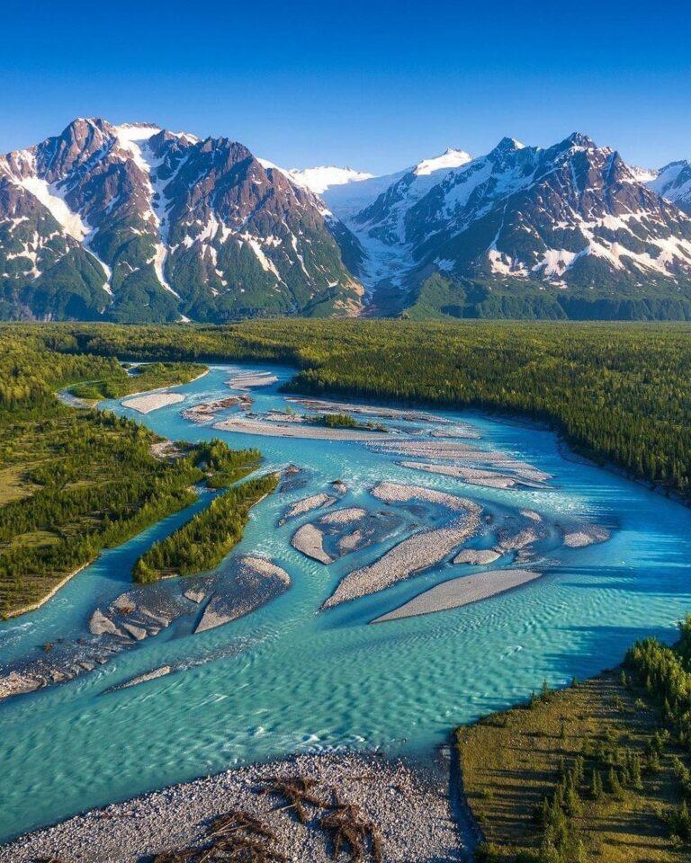 Tatshenshini-Alsek Provincial Park , Canada