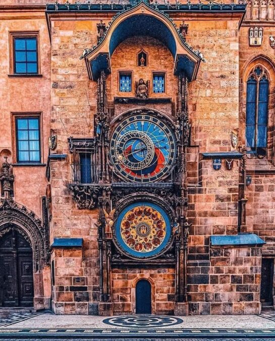 L’Horloge astronomique de Prague est l’horloge médiévale la plus célèbre au monde